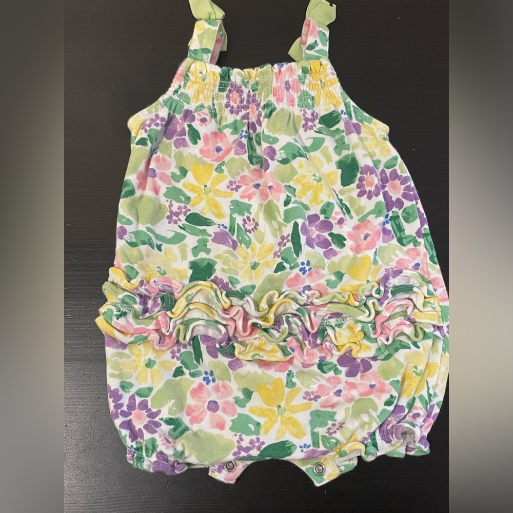 Gymboree 100% Cotton *Excellent Cond* Floral Romper Size. 6-12 mo - Picture 3 of 4
